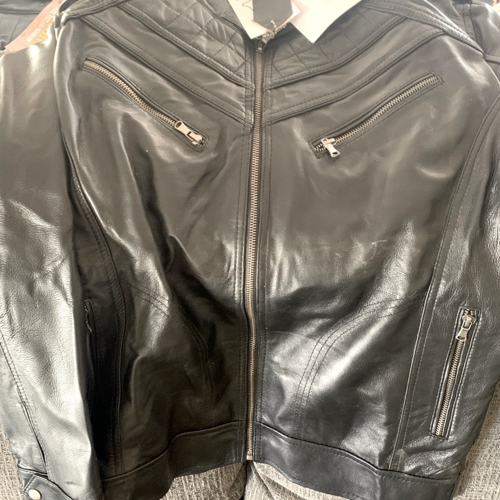 Mens medium black leather jacket